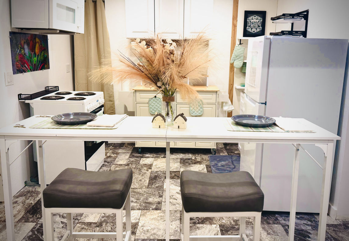 Cozy House by the Lake