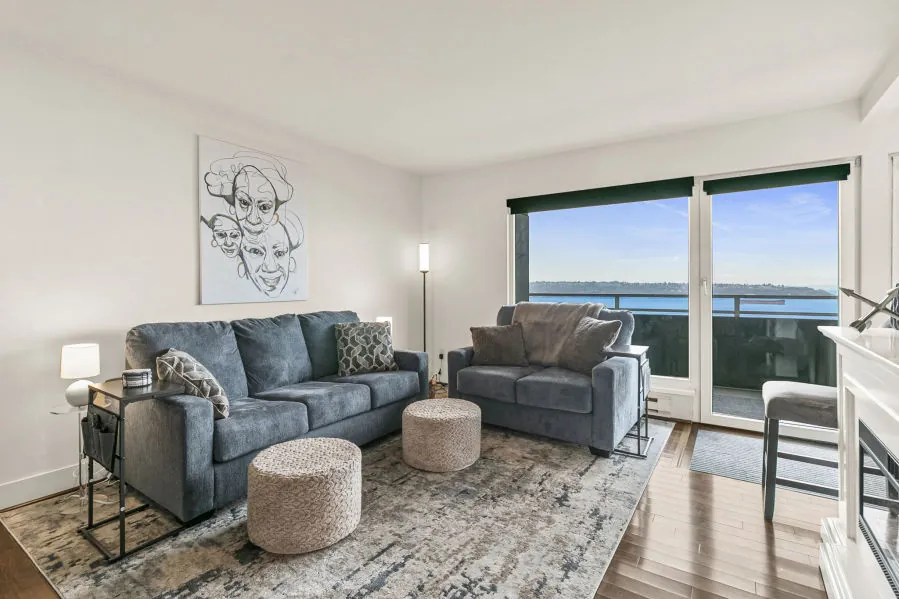 OceanView condo bedroom with skyline views